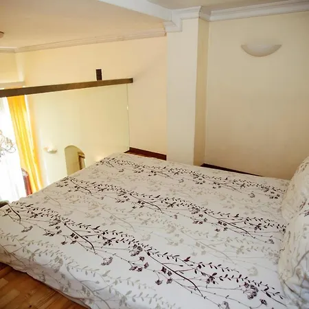 Didzioji Street Mezzanine Aparment * فيلنيوس