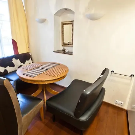 Didzioji Street Mezzanine Aparment Vilnius