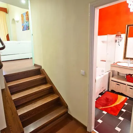Didzioji Street Mezzanine Aparment